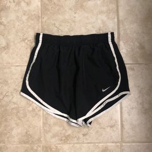NIKE DRI-FIT TEMPO RUNNING SHORTS